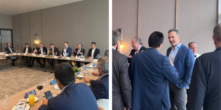 Participa-Adrian-de-la-Garza-en-sesion-del-Cuerpo-Consular-en-el-estado