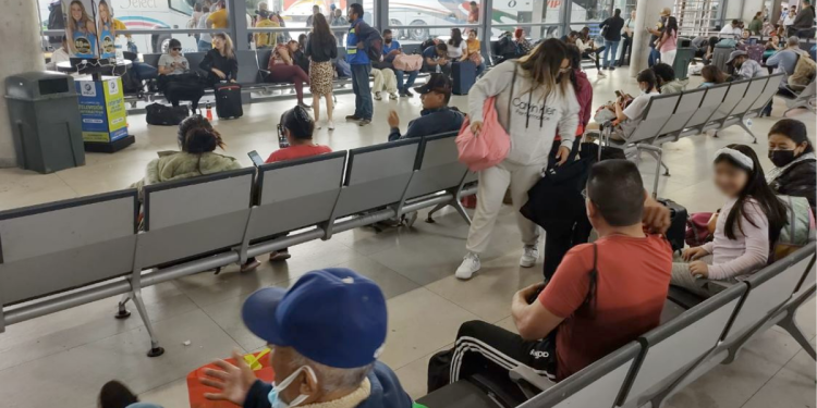 Central-de-Autobuses-Monterrey-periodo-vacacional-temporada-decembrina-transporte-terrestre-viajeros