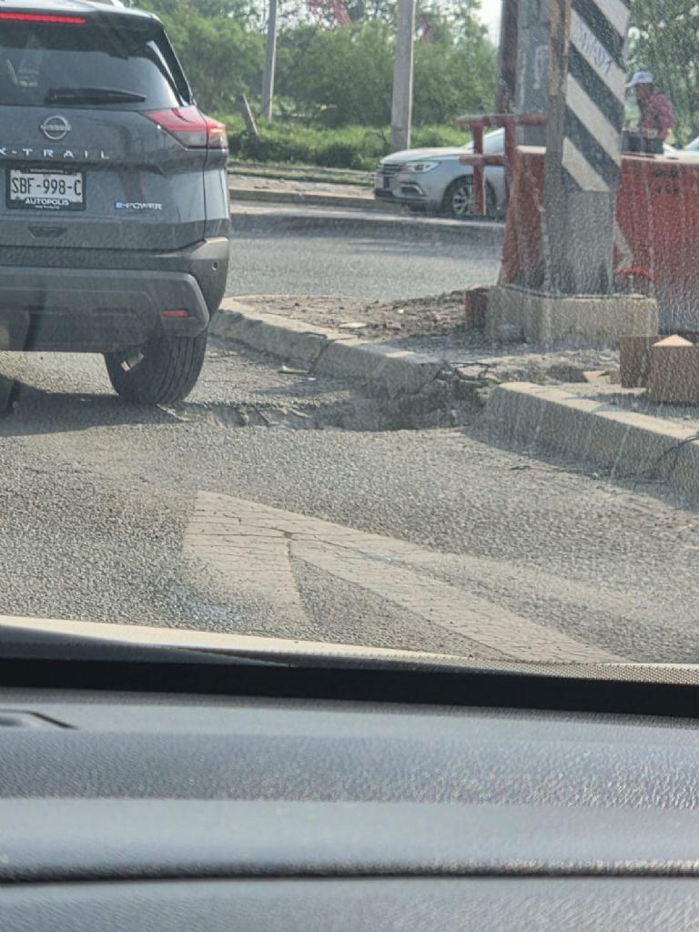 accidentes viales en Monterrey siguen complicando las vialidades.