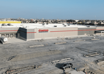 casi esta listo el Costco en Escobedo
