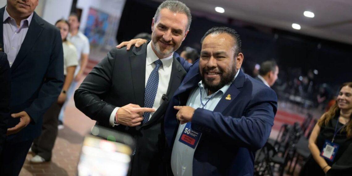Apoyo del PAN a Adrián de la Garza